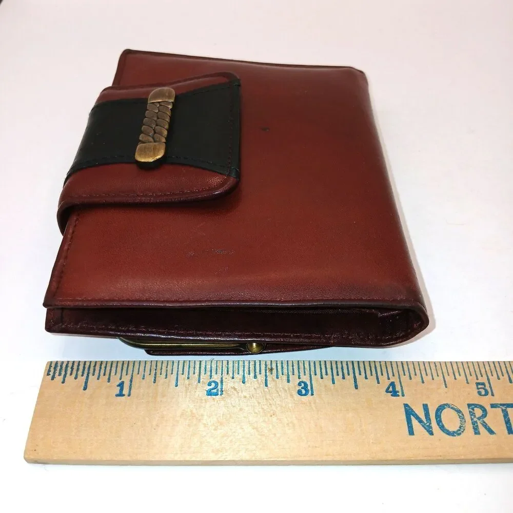 Buxton wallet credit